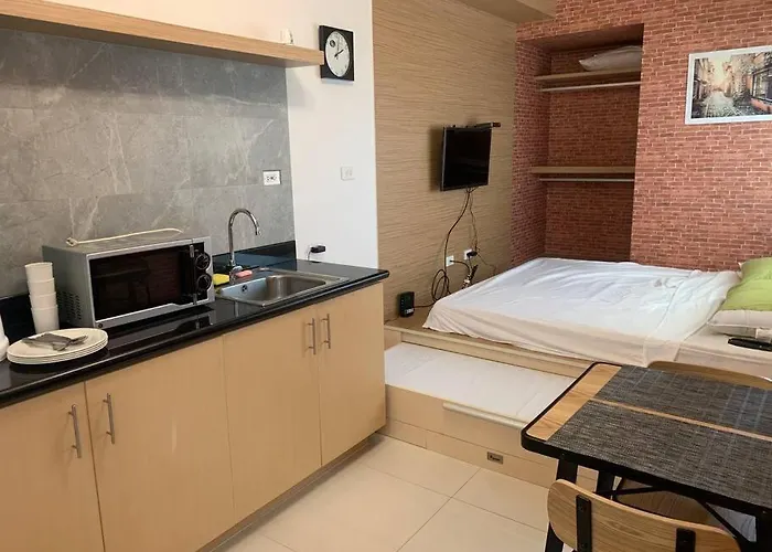 Grass Residences Condotel Apartelle Staycation Qc * Manila
